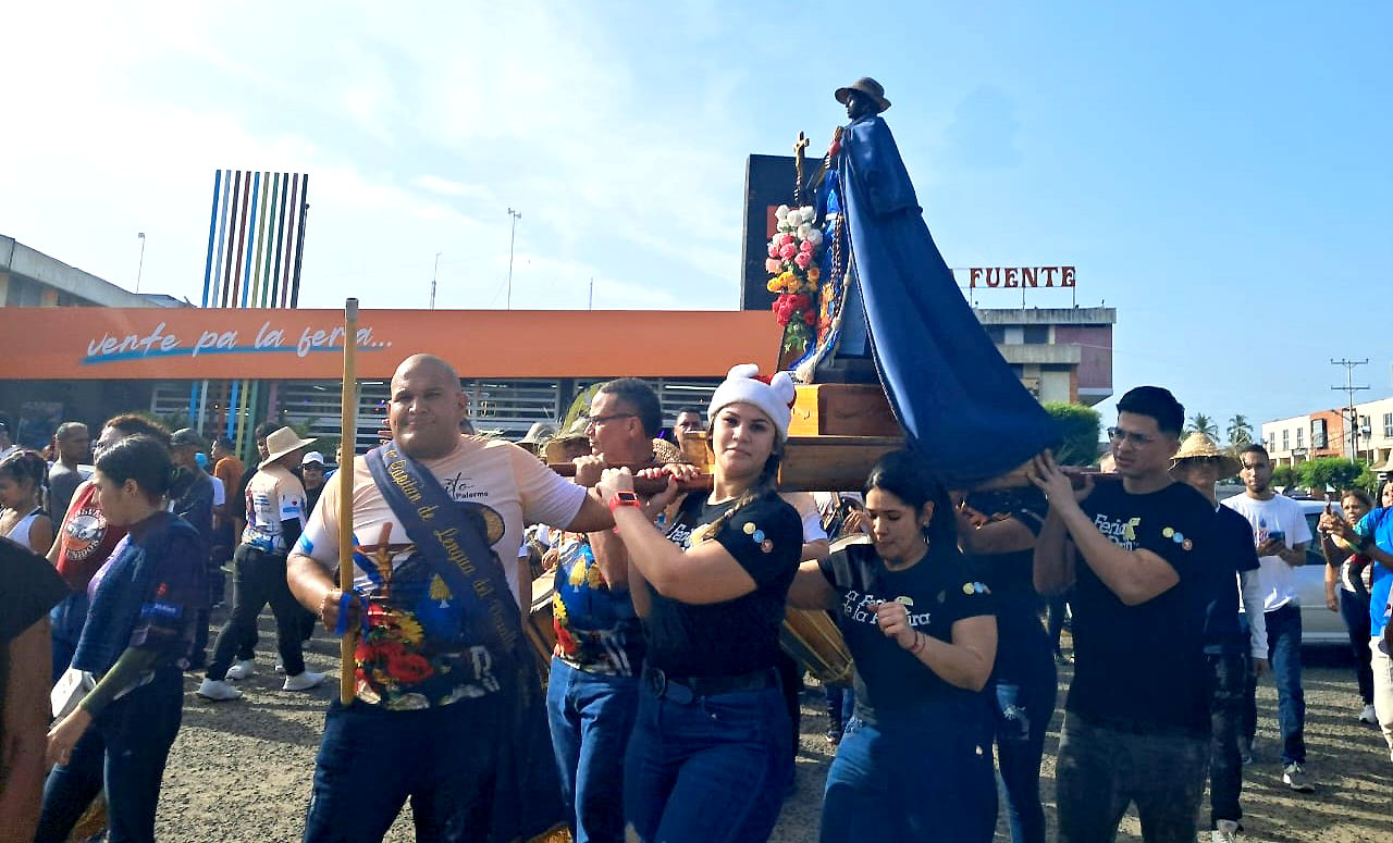 Procesión en honor a San Benito transcurre con  normalidad