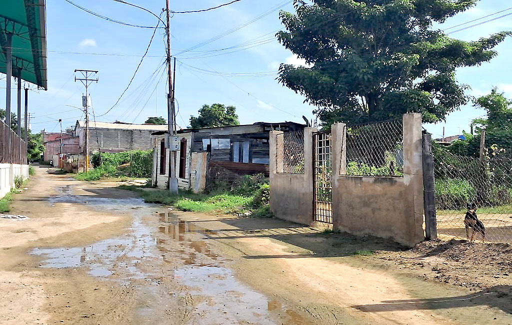 Vecinos de Las Tierritas vialidad y gas