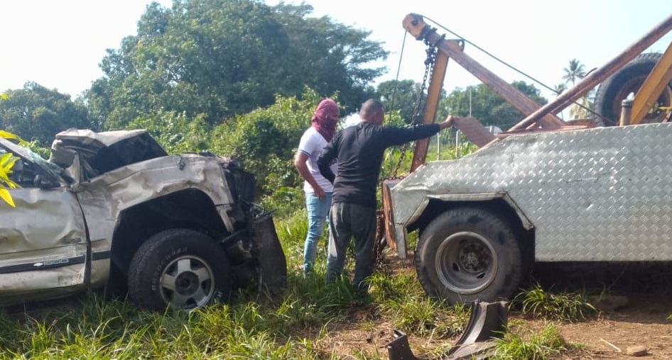 Citojense Juan salas hurta camionetaen Mérida y se volcó en Baralt junto a un amigo