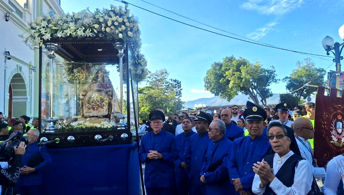 Procesión 167 de la Divina Pastora