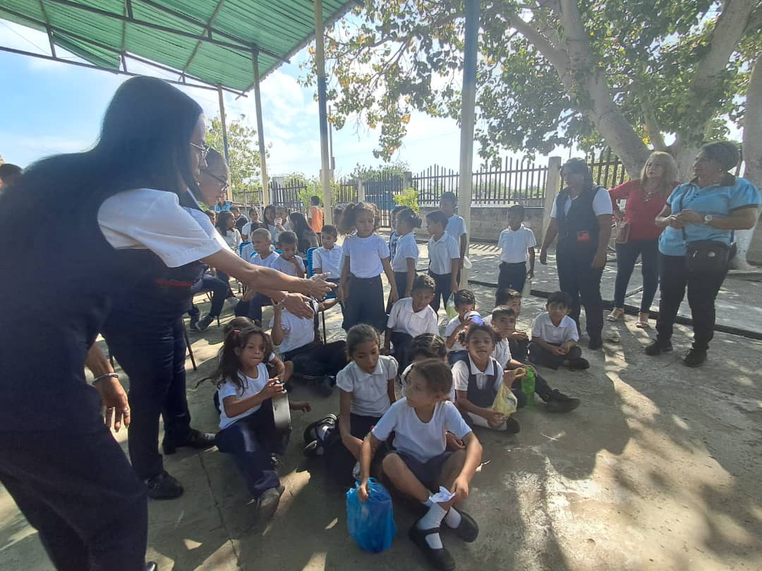 Escuela “Ramón Ocando Pérez” de Cabimas