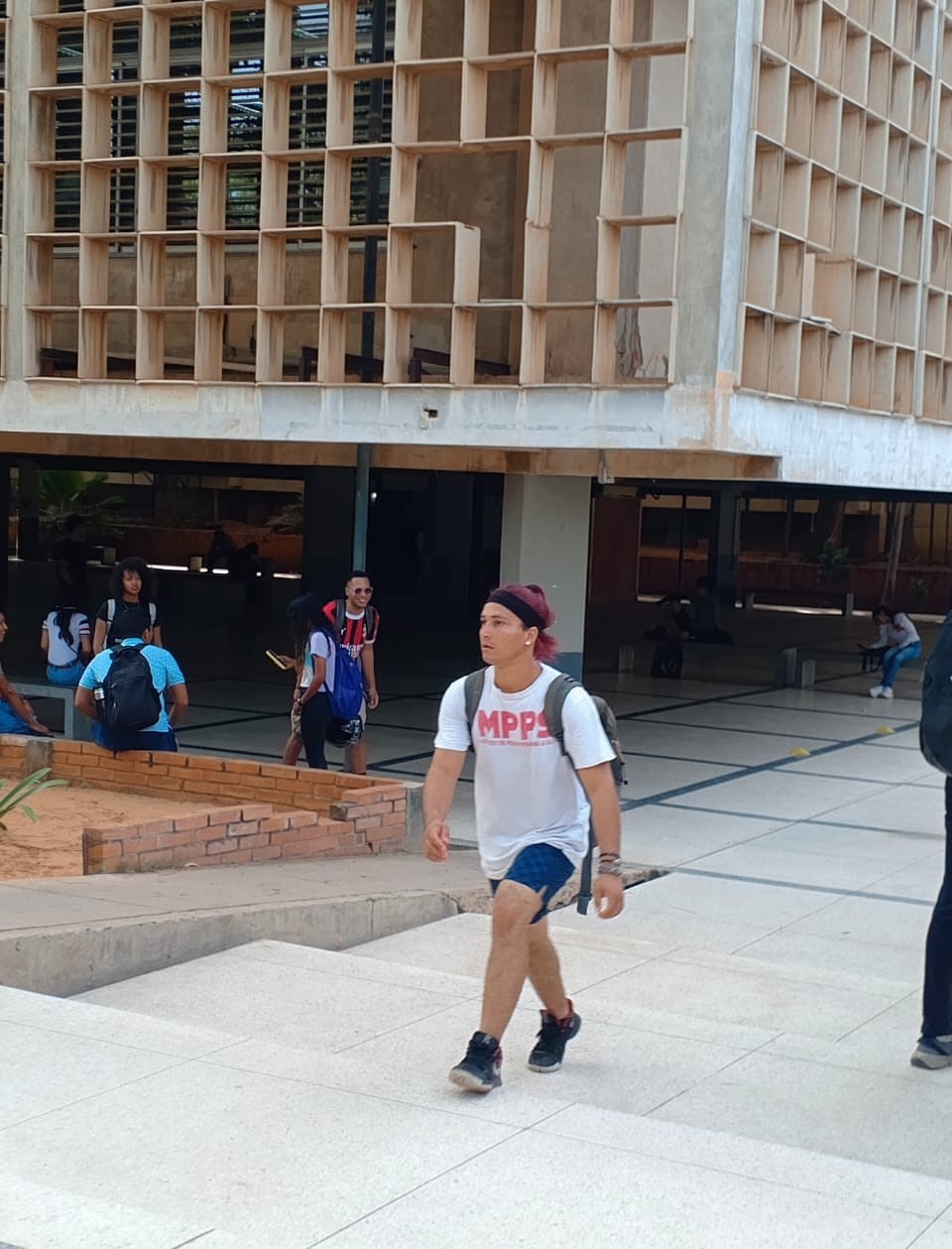 Actividades en la Facultad de Humanidades se realizan con normalidad 