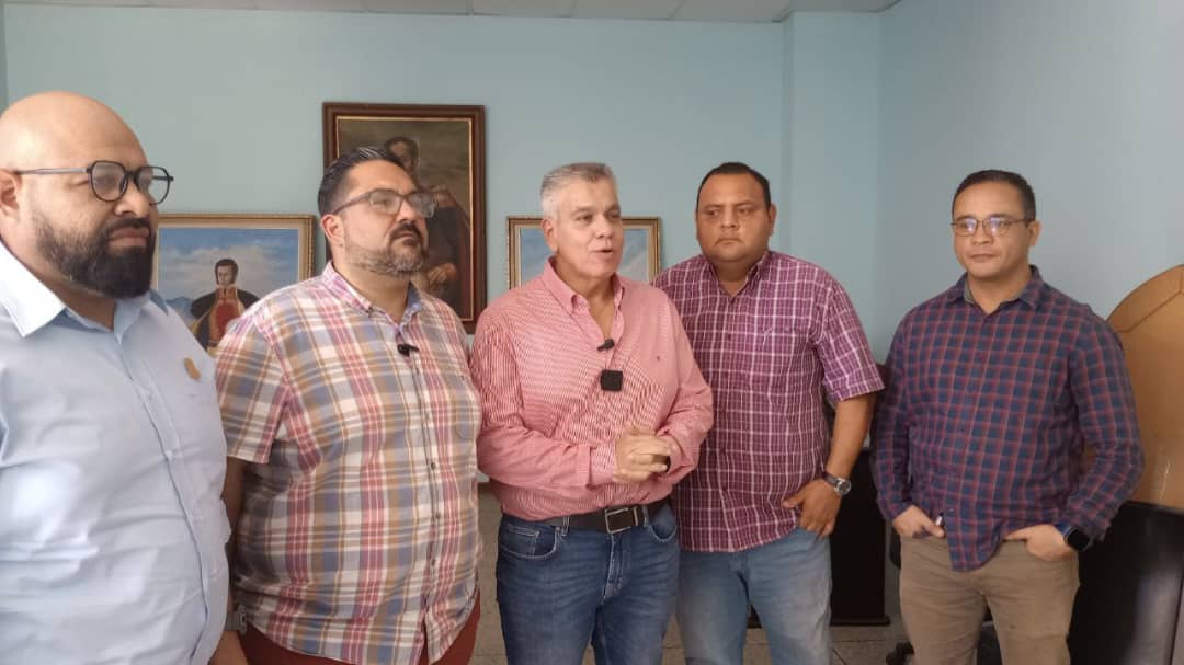 El presidente del Concejo Municipal de Lagunillas, Ing. Luis Augusto Martínez, resaltó los logros alcanzados en materia de infraestructura y equipamiento en el Poder Legislativo local.