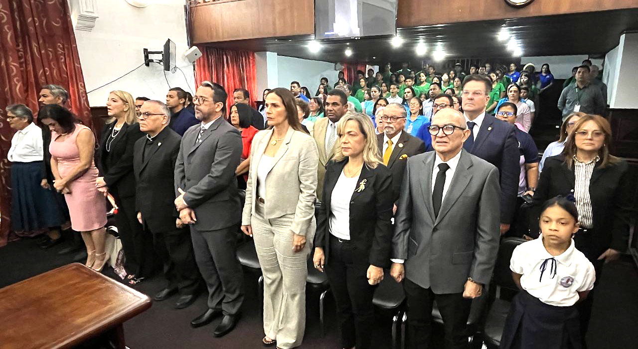 Clezulia homenajeó a Escuelas Arquidiocesanas