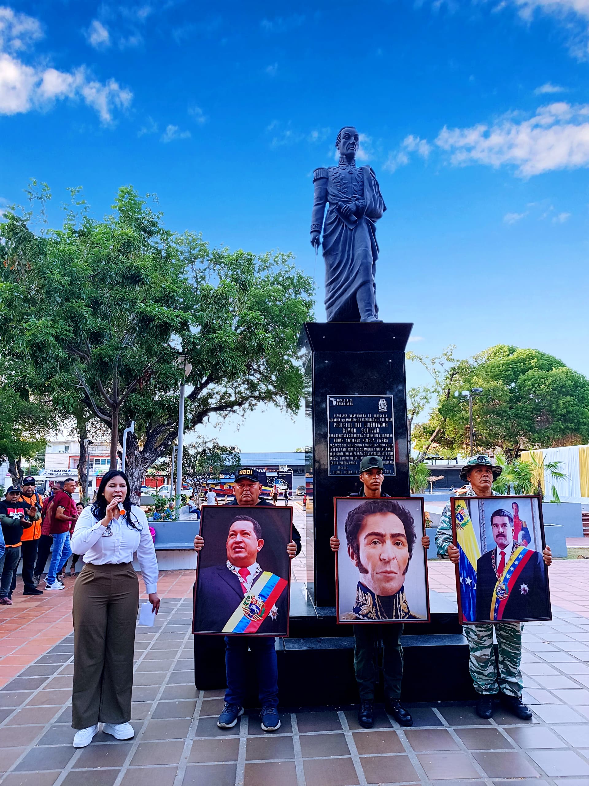Lagunillenses conmemoraron ante el Libertador el Día de la Dignidad venezolana del 4-F
