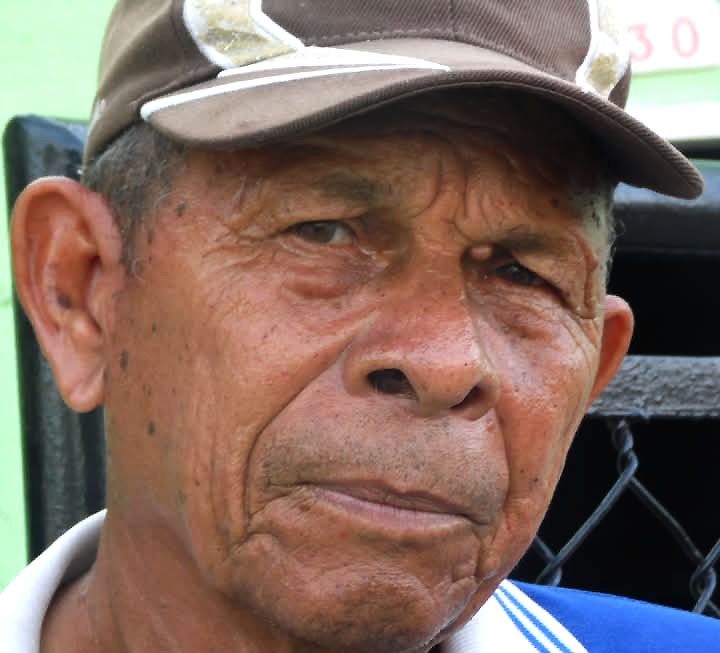 91 años celebra "El Bachaco del Béisbol" en Cabimas