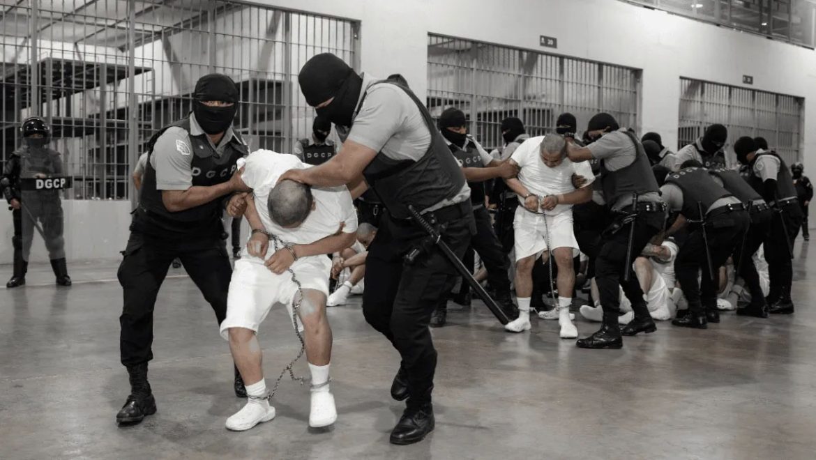 Qué gana el gobierno de El Salvador con las deportaciones de la MS-13 y El Tren de Aragua
