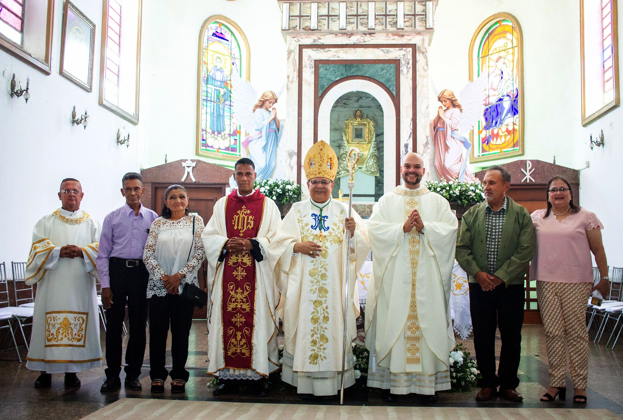 Dos nuevos sacerdotes fueron ordenados en Cabimas