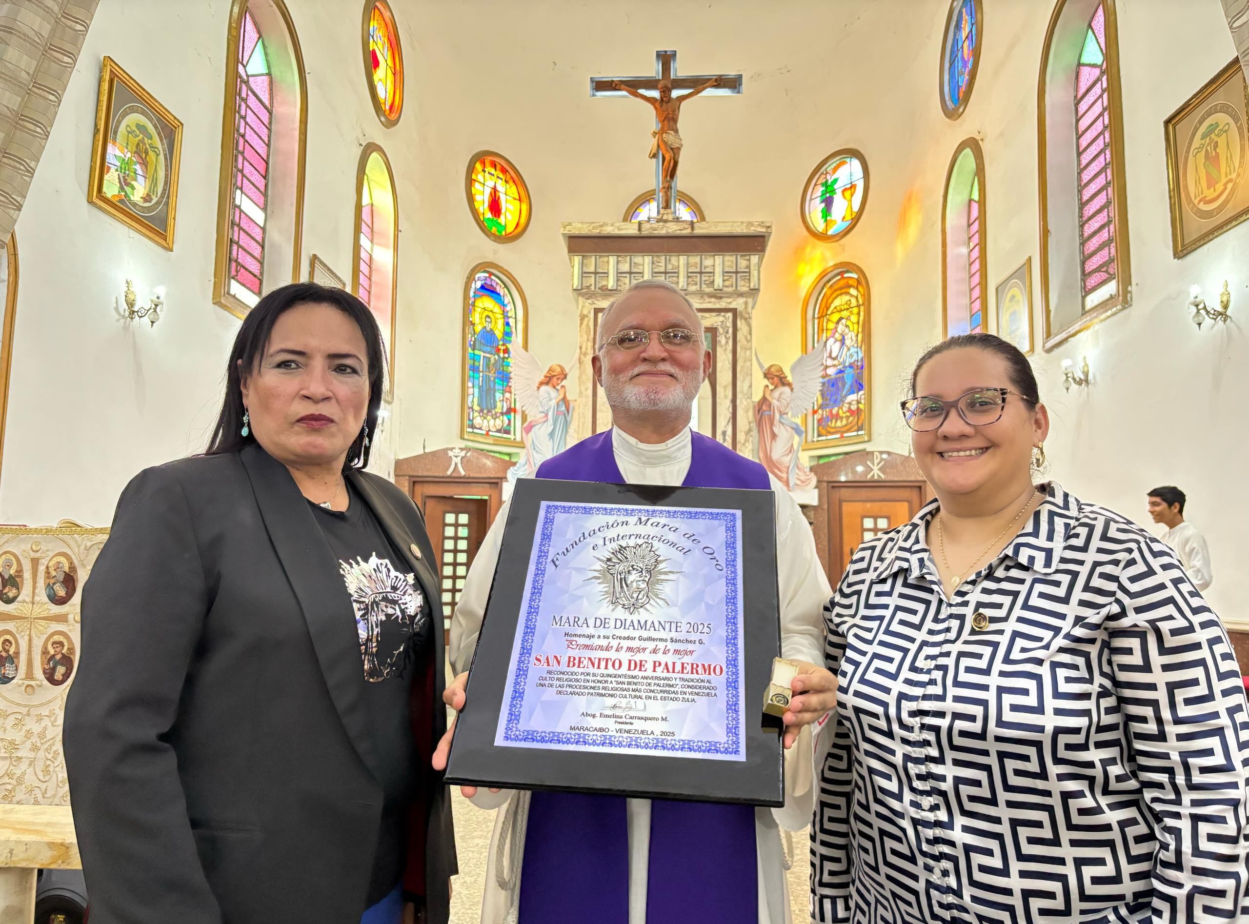 Mara de Diamante a la imagen de San Benito de Palermo