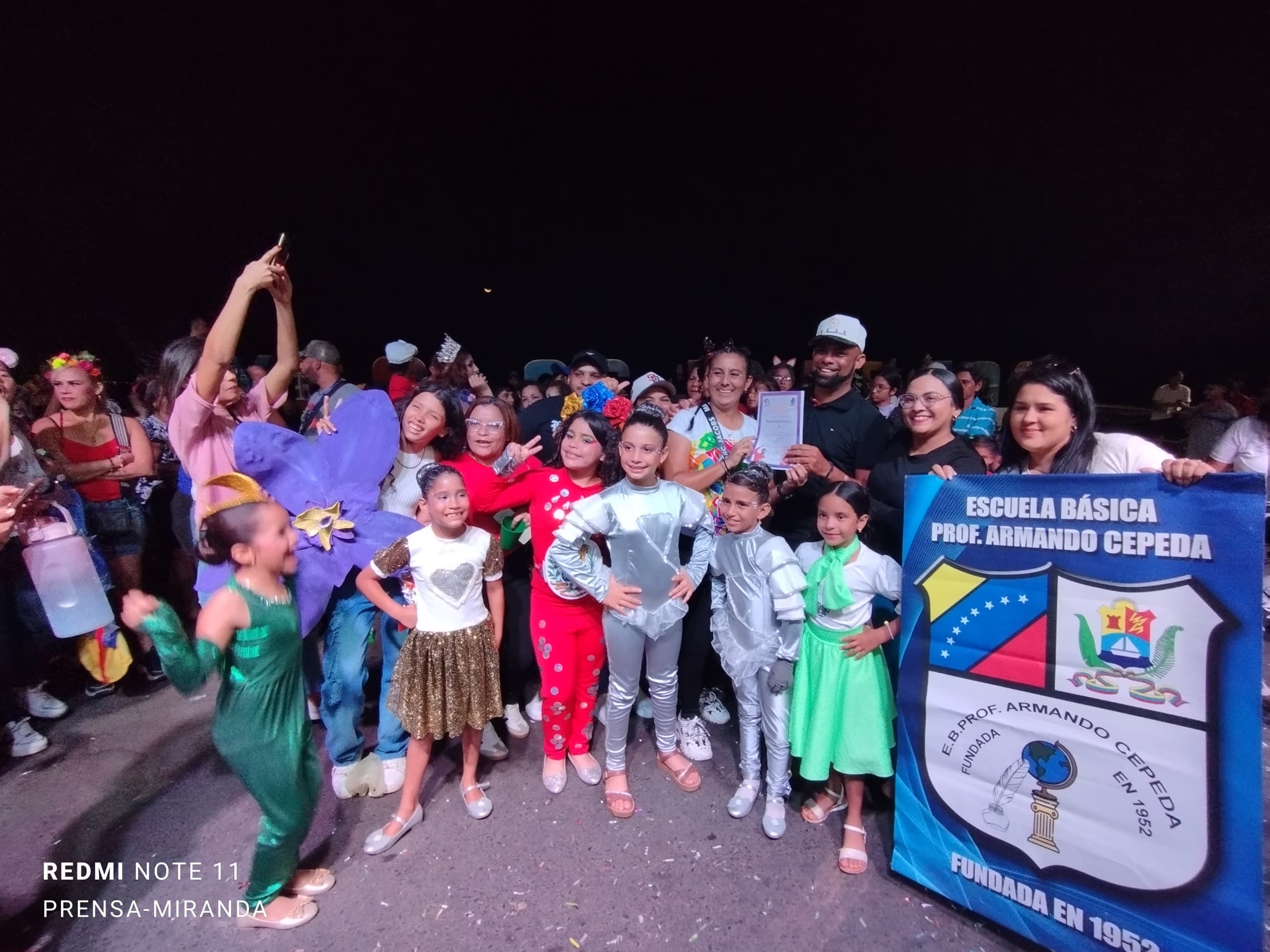 Miranda culminó los Carnavales Felices con un colorido desfile