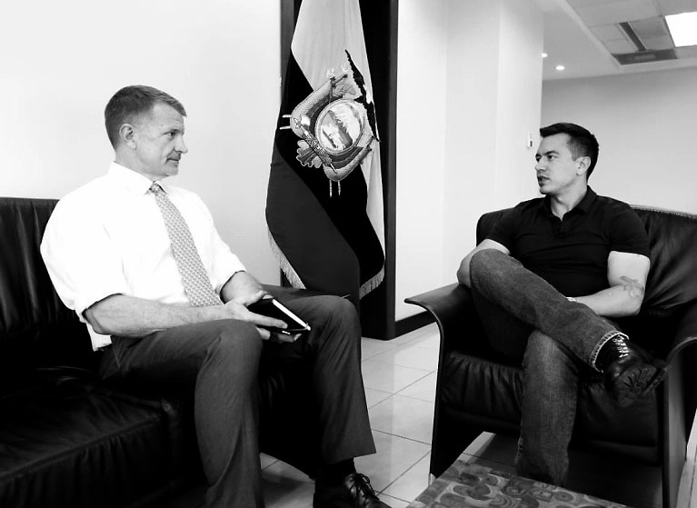 Noboa anuncia alianza con mercenario Erik Prince