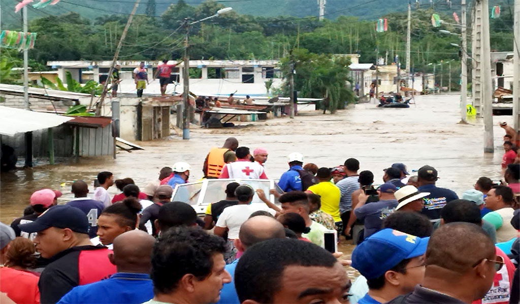 Sube a 18 cifra de fallecidos por lluvias en Ecuador