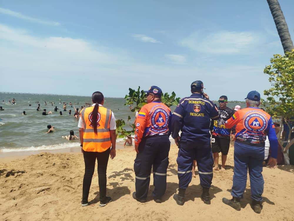 Temporadistas colmaron playas del municipio Santa Rita durante el Carnaval 2025