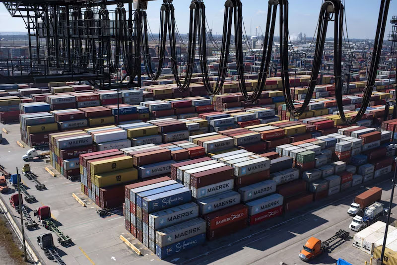 Al menos 130 empresas chinas están interesadas en invertir en las ZEE venezolanas