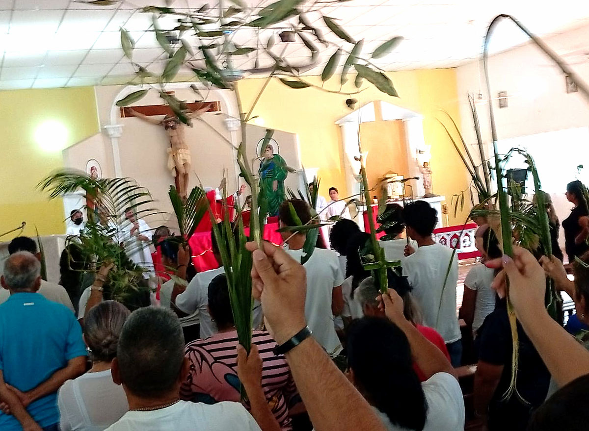 Barrio El Carmen conmemoró el Domingo de Ramos