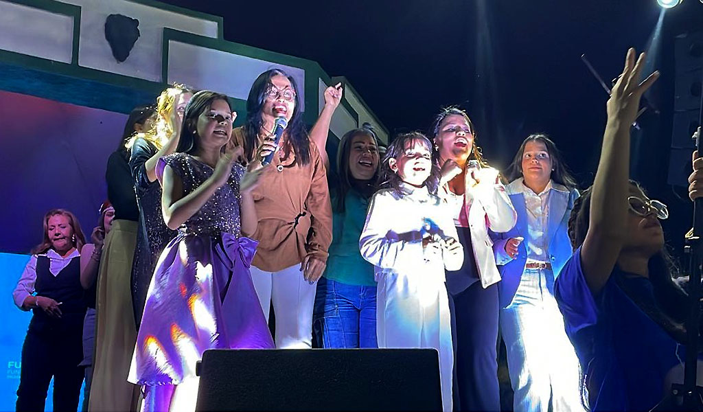 Fundagraez rinde homenaje a Ingrid Alexandrescu