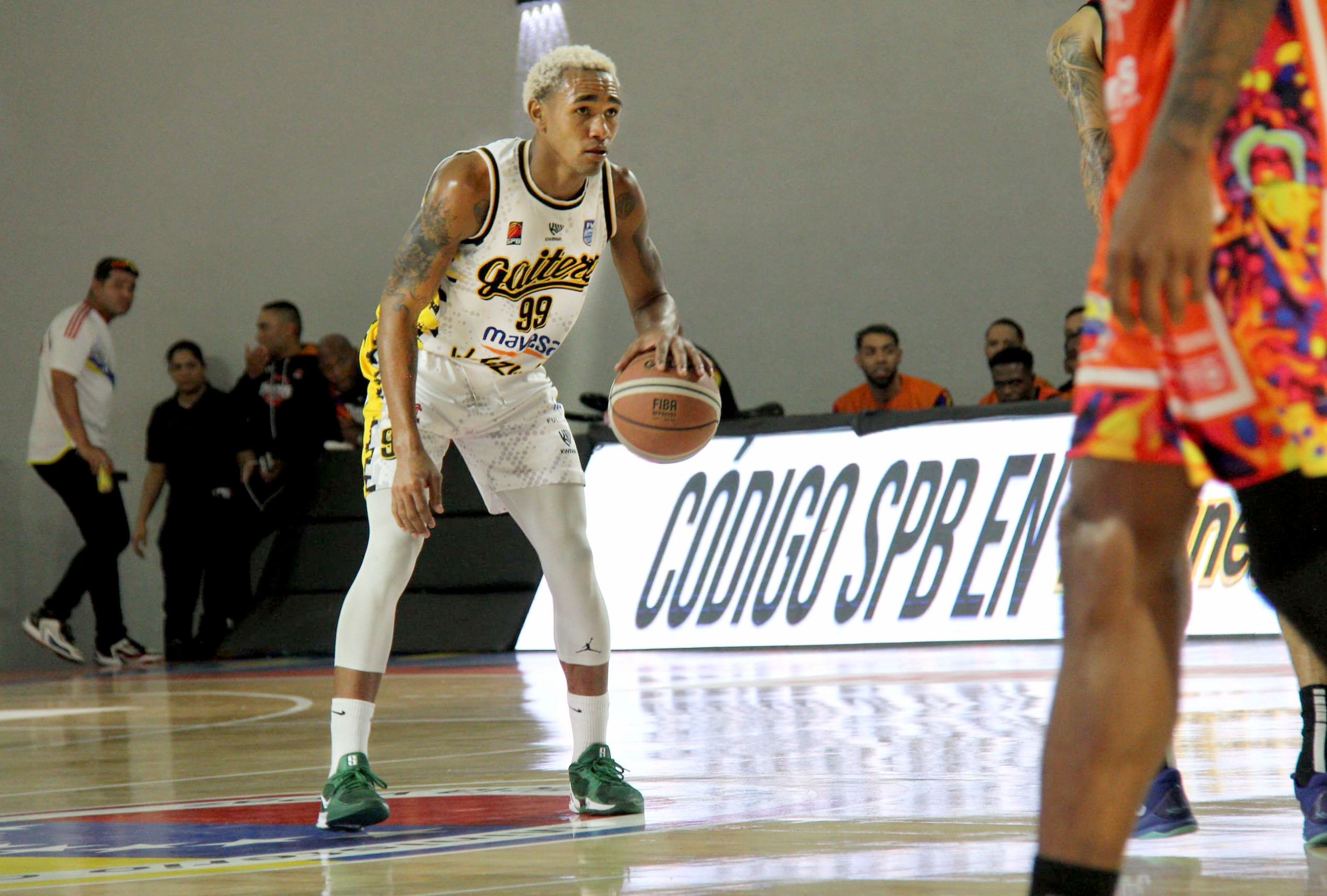 Gaiteros vuelve a caer ante Pioneros 83-79
