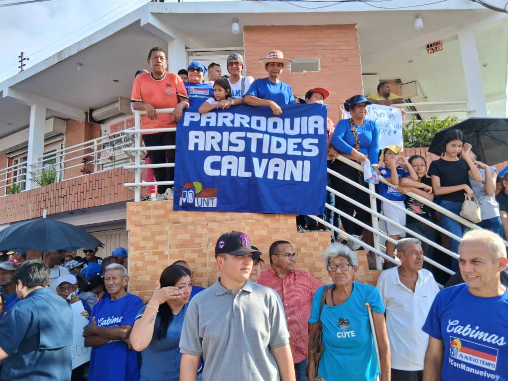Manuel Rosales culminó campaña en Cabimas