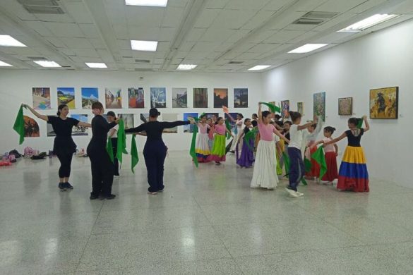Alcaldía de Maracaibo conmemora 22 años de las Danzas Municipales (5)