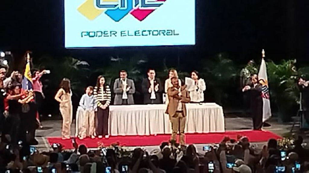 Luis Caldera proclamado 1 .jpg 