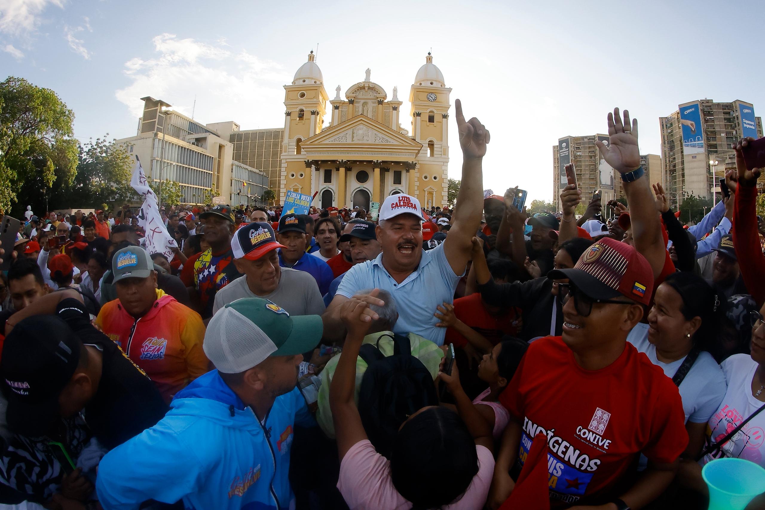 Maracaibo en cierre de campaña de Luis Caldera