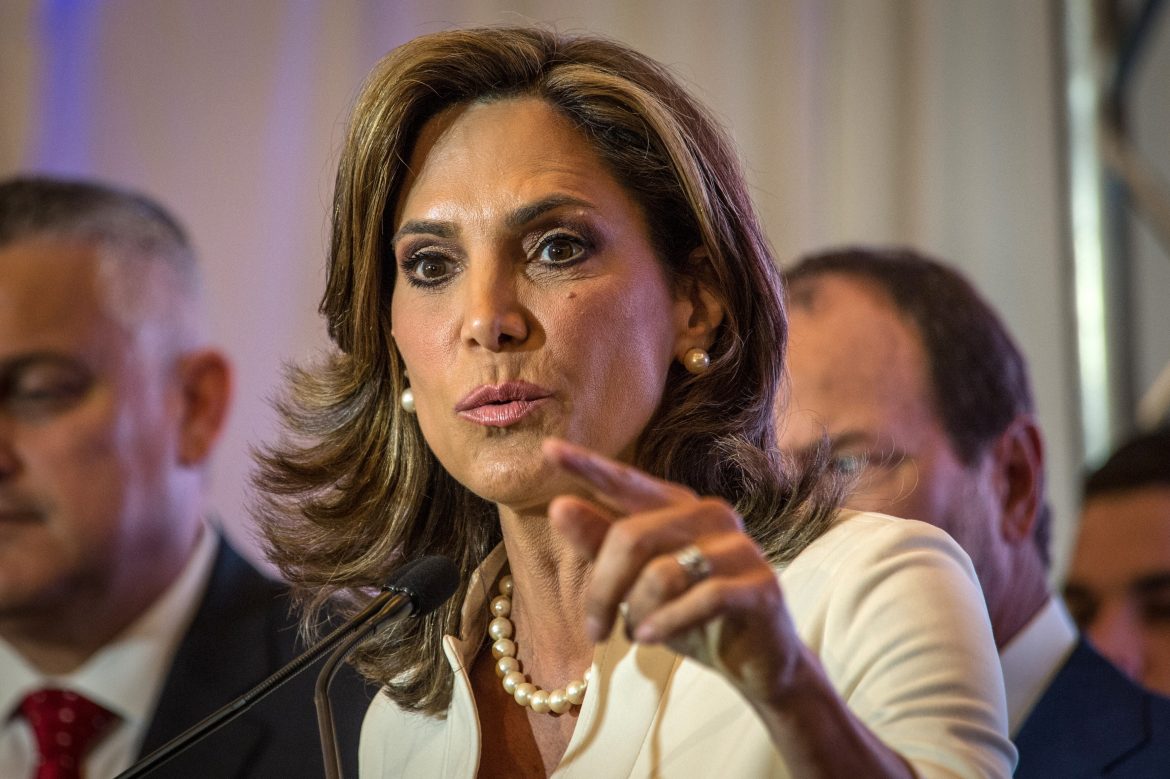 María Elvira Salazar