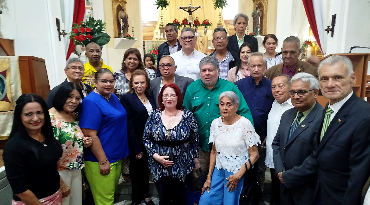 Maracaibo.- En el Zulia, tanto en la catedral metropolitana de Maracaibo como en cada iglesia principal de los municipios, se celebró este domingo 4 de mayo una Eucaristía por el nacimiento de Luis Herrera Campins
