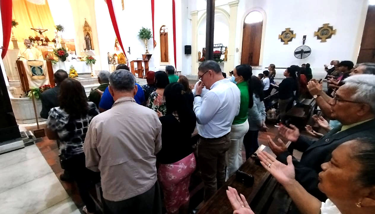 Eucaristía Luis Herrera Campins