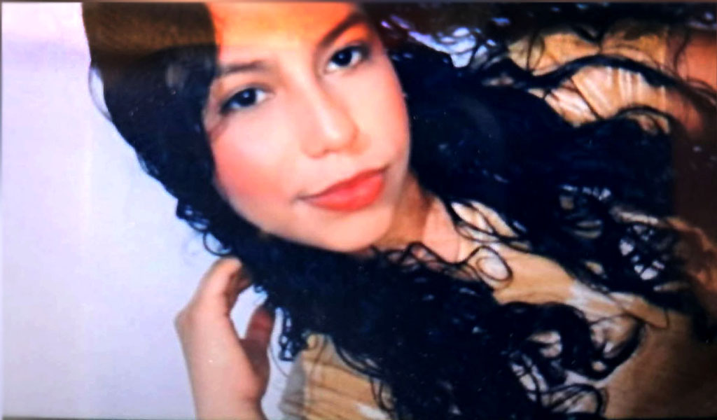 Adolescente fallece en volcamiento de camión