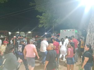 Un choque entre dos motos ocurrió cerca de las 8:00 de la noche de este domingo en la Av. 7 entre las calles Los Rosales y Venezuela del municipio Valmore Rodríguez del estado Zulia.