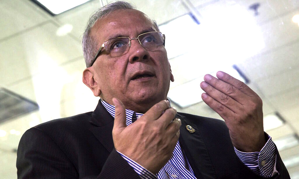 Diosdado Cabello vincula a Rodrigo Cabezas con “planes desestabilizadores”