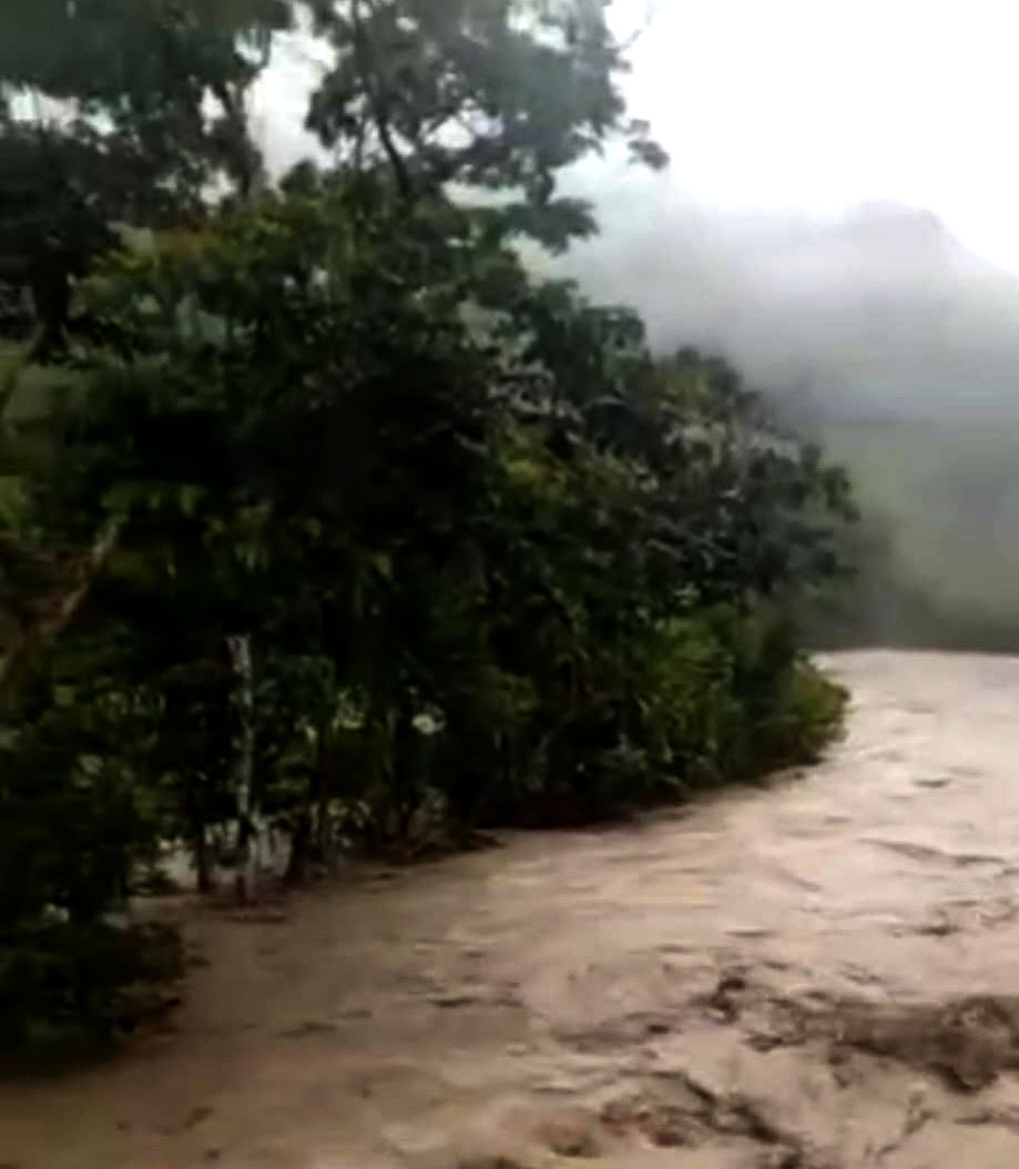 Fuertes lluvias causan emergencias en Mérida