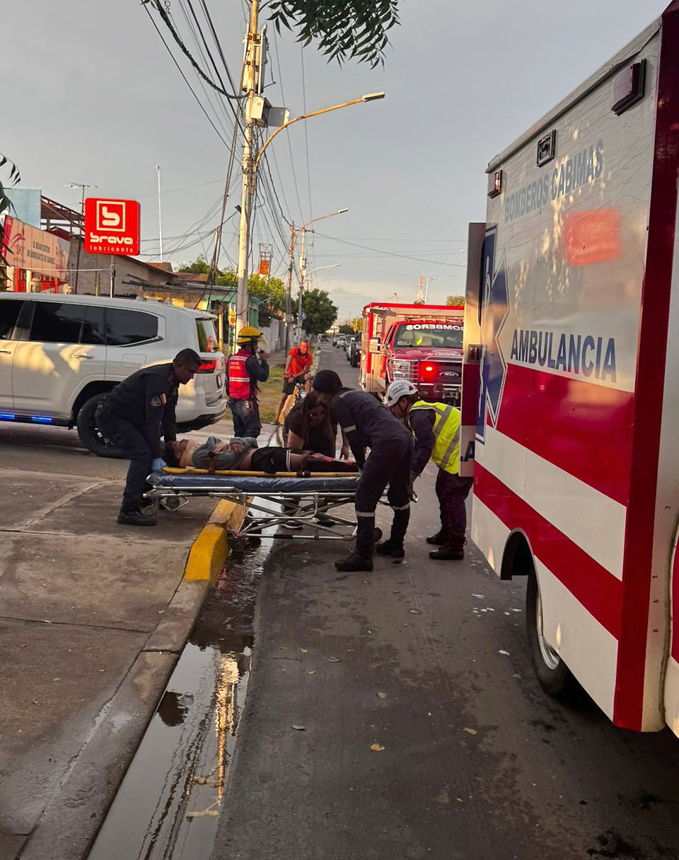Joven de 18 años en Cabimas resultó herido en choque de vehículo y moto