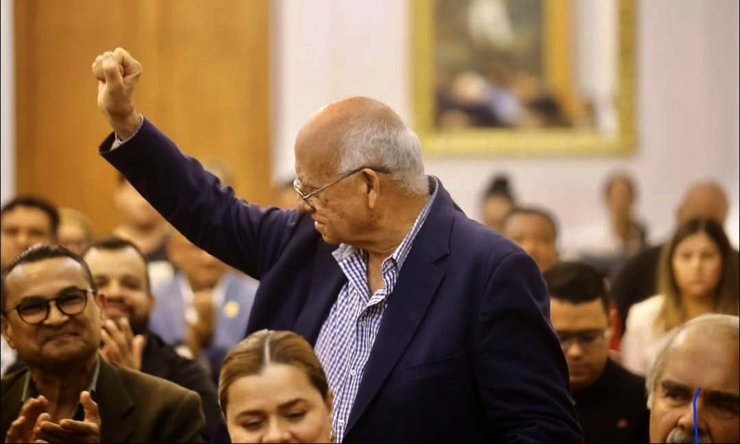 Luis Caldera anunció gabinete ejecutivo