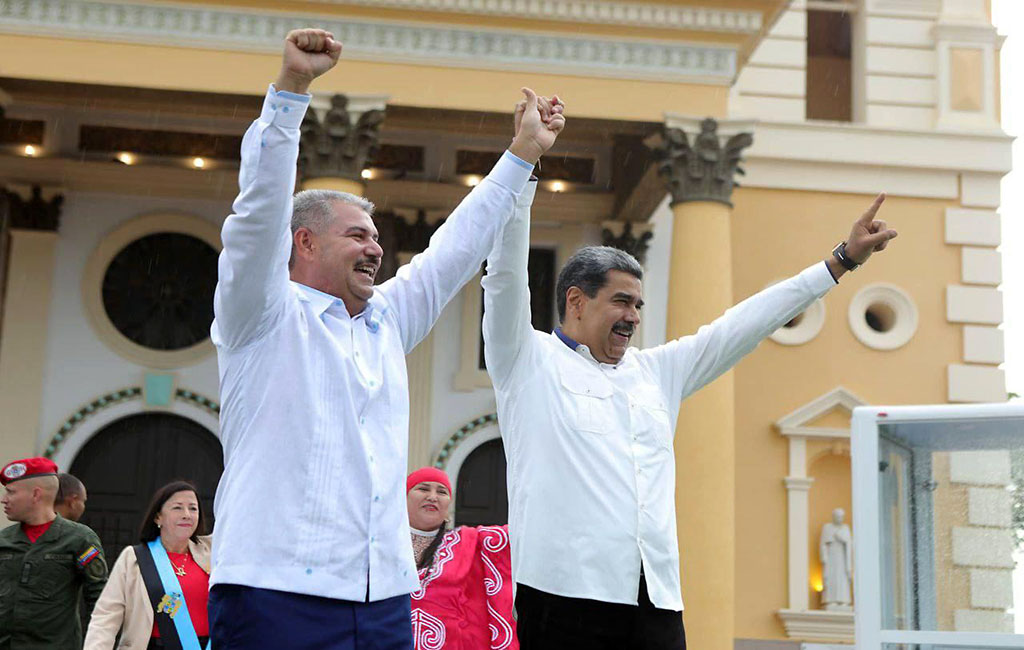 Presidente Maduro con Luis Caldera