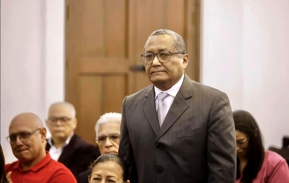 Luis Caldera anunció gabinete ejecutivo