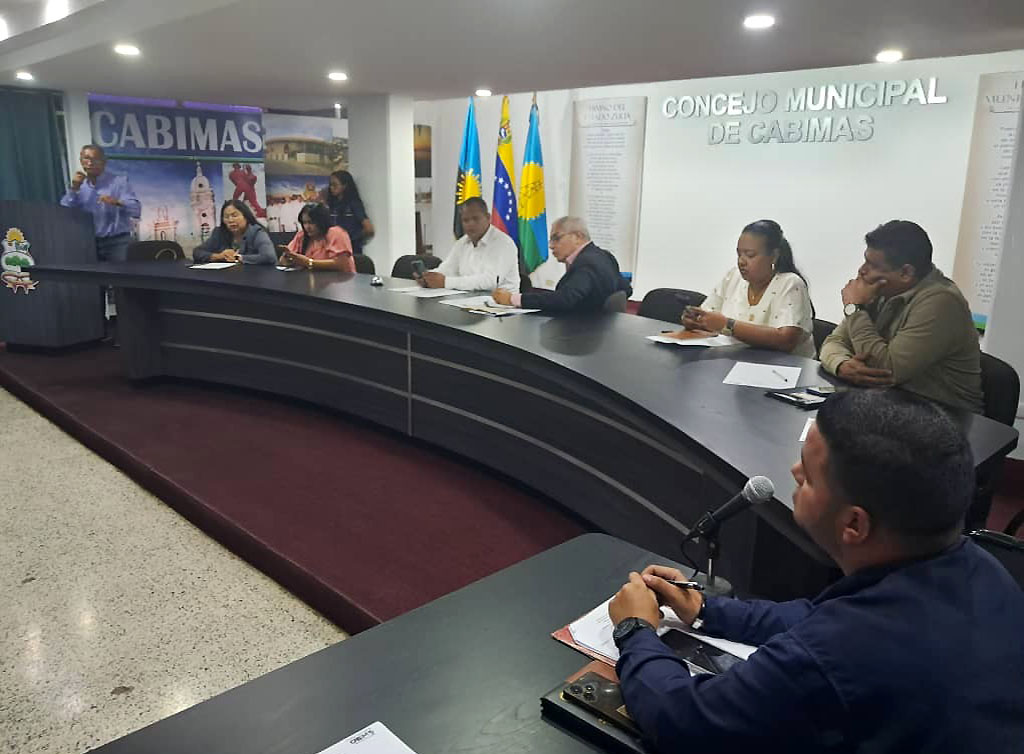 La sesión, contó con la presencia de transportistas de diversas rutas, representantes de la sociedad civil, el Instituto Nacional de Transporte Terrestre (INTT), Sindicatura Municipal, la Dirección de Transporte y la Contraloría Municipal, que expusieron sus puntos de vista respecto al ajuste de la tarifa, un tema que ha generado mesas de trabajo previas sin resultados definitivos.