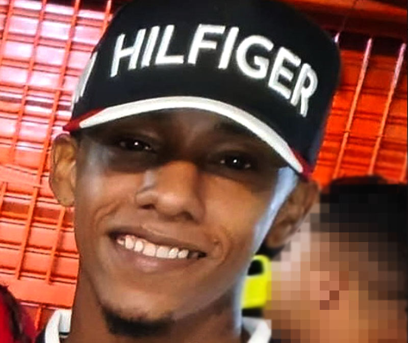 Sucesos.- Comisiones de la Coordinación de Investigaciones de Homicidios Santa Teresa del Tuy y la División de Investigaciones de Homicidios, lograron la ubicación del peligroso antisocial Wilson David Gómez Gómez (21), involucrado en el homicidio de Franklin Rafael Prins Solórzano (30), apodado Burrito, ocurrido el pasado 18 de mayo en San Agustín del Sur, municipio Libertador, Caracas.