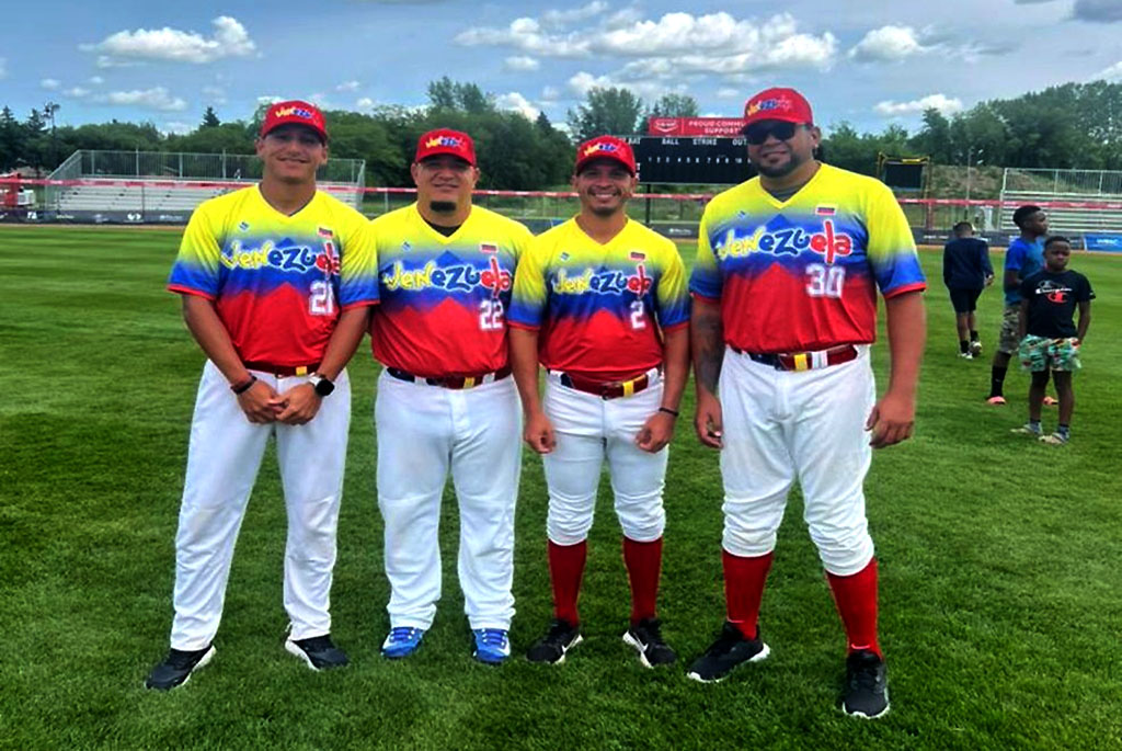 Dos atletas de Cabimas en selección campeona de Softbol 2025