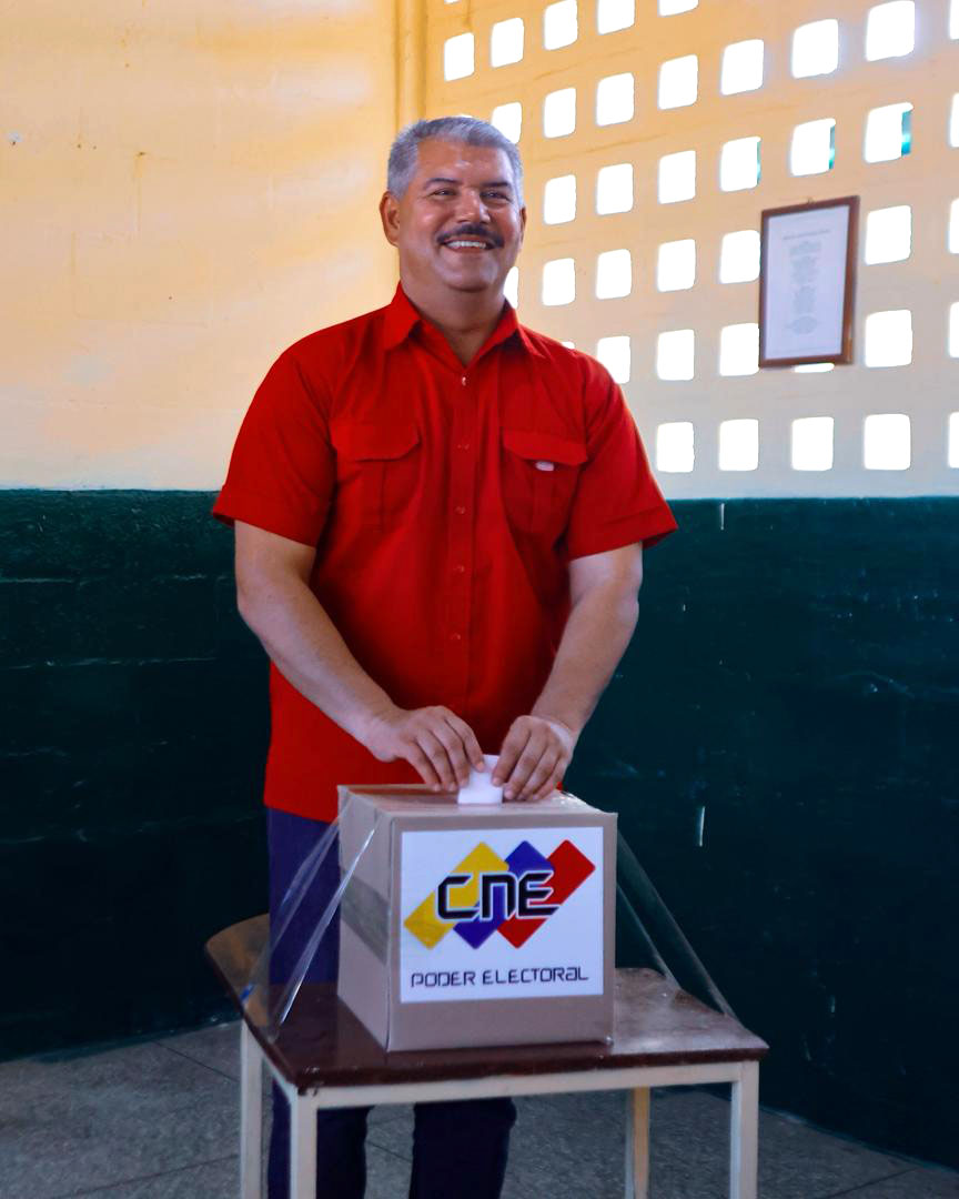 Gobernador Caldera voto