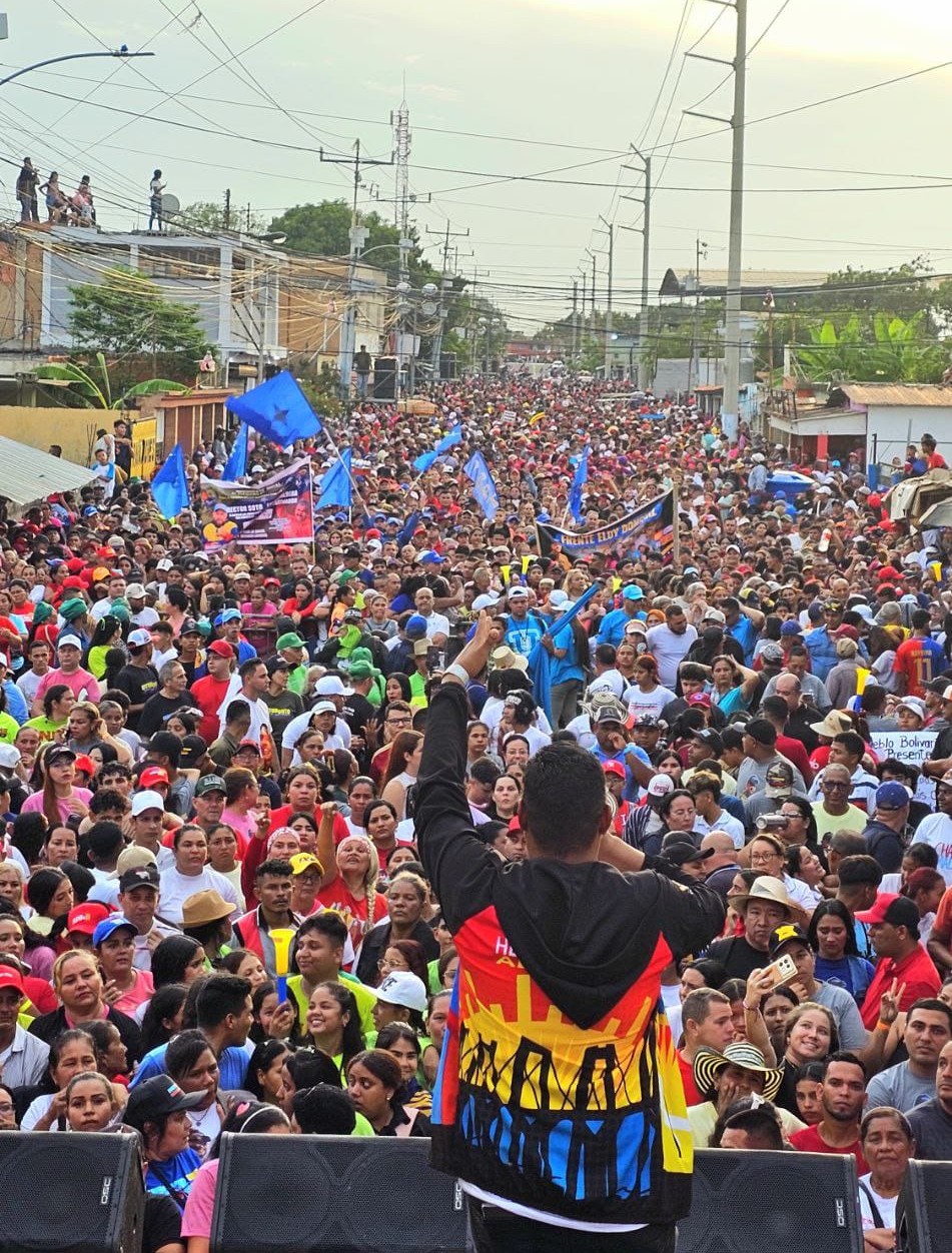 Héctor Soto cerró su campaña electoral