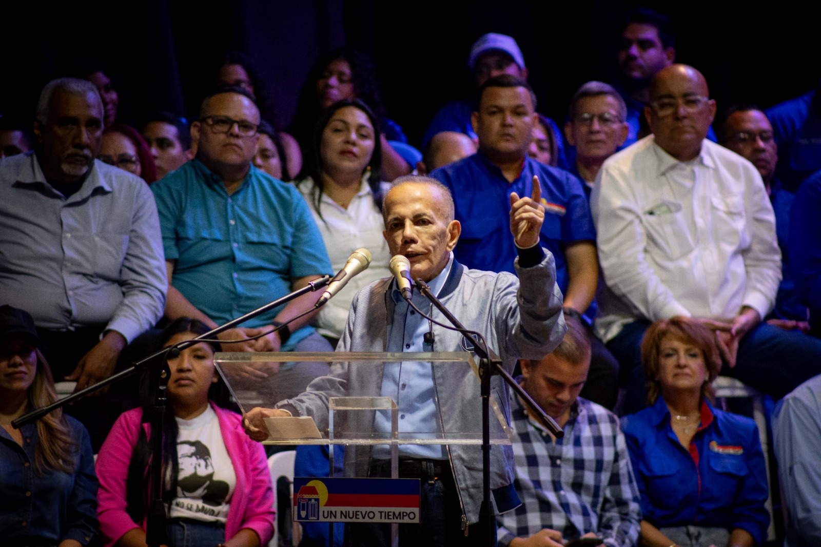 Manuel Rosales a Adrián Romero