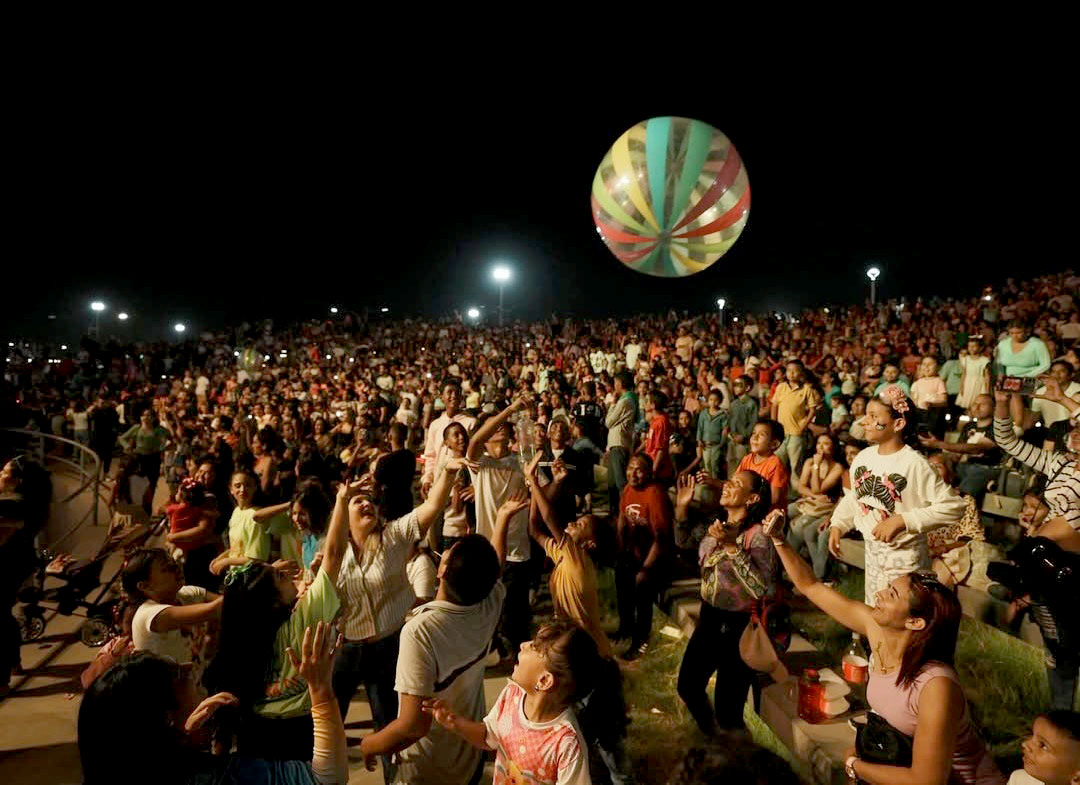 Niños en El Parque Monumental Ana María Campos