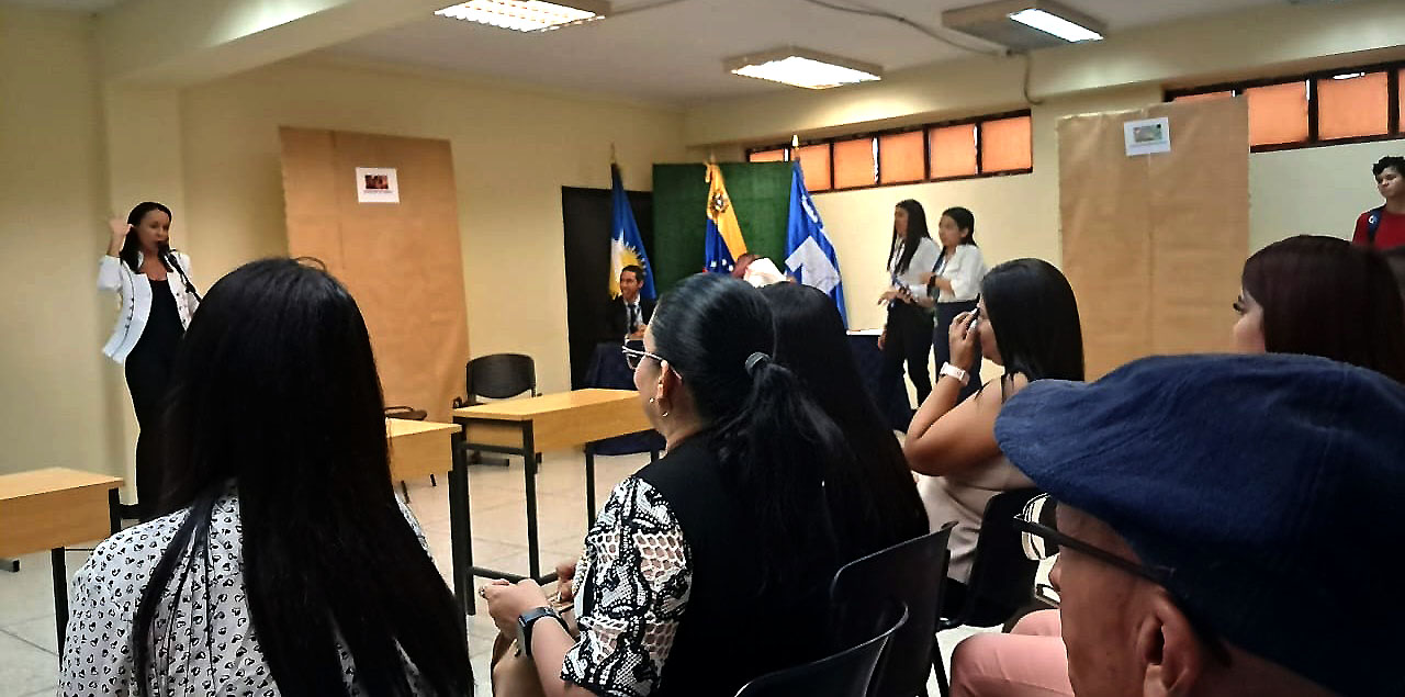 Politécnico Santiago Mariño Cabimas entregó reconocimientos a periodistas