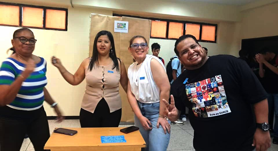 Politécnico Santiago Mariño Cabimas entregó reconocimientos a periodistas