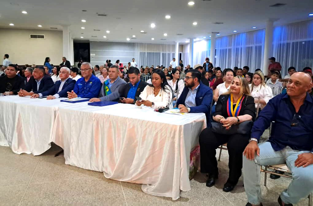 Lucidio González Ingrid Falcón y Manuel Vílchez