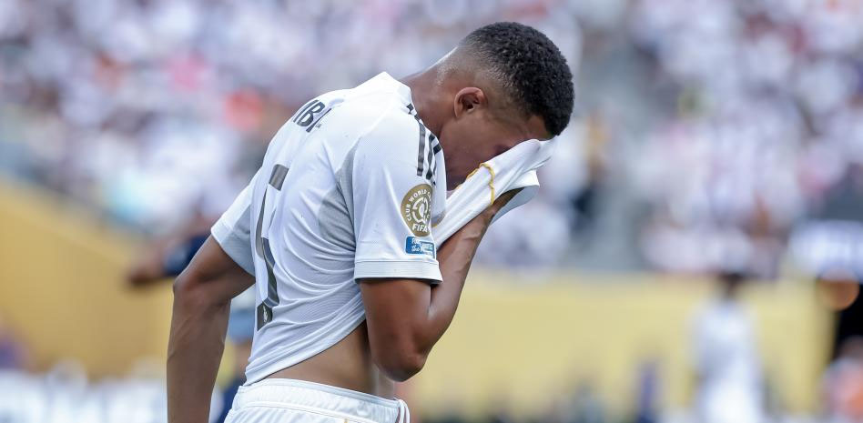 París Saint-Germain goleó al Real Madrid 