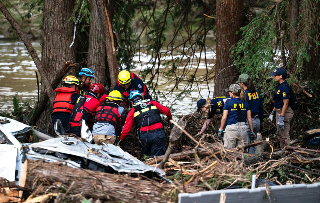 Siguen hallando cadáveres en la tragedia en Texas