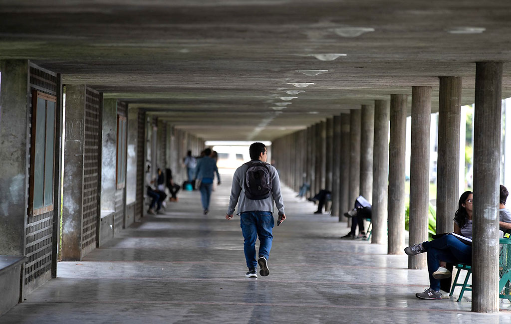 Venezuela es garante de cupos universitarios para todos los bachilleres del país