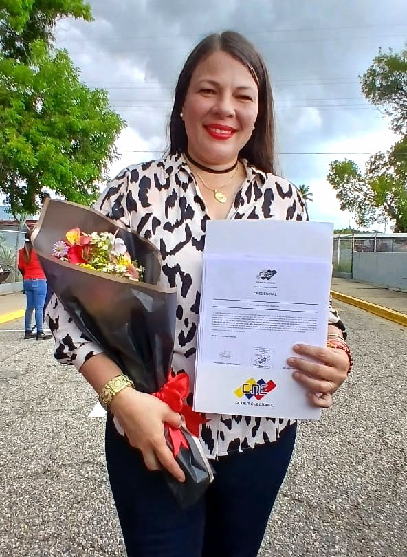 Yesika Alcántara es acreditada como la nueva alcaldesa del municipio Simón Bolívar